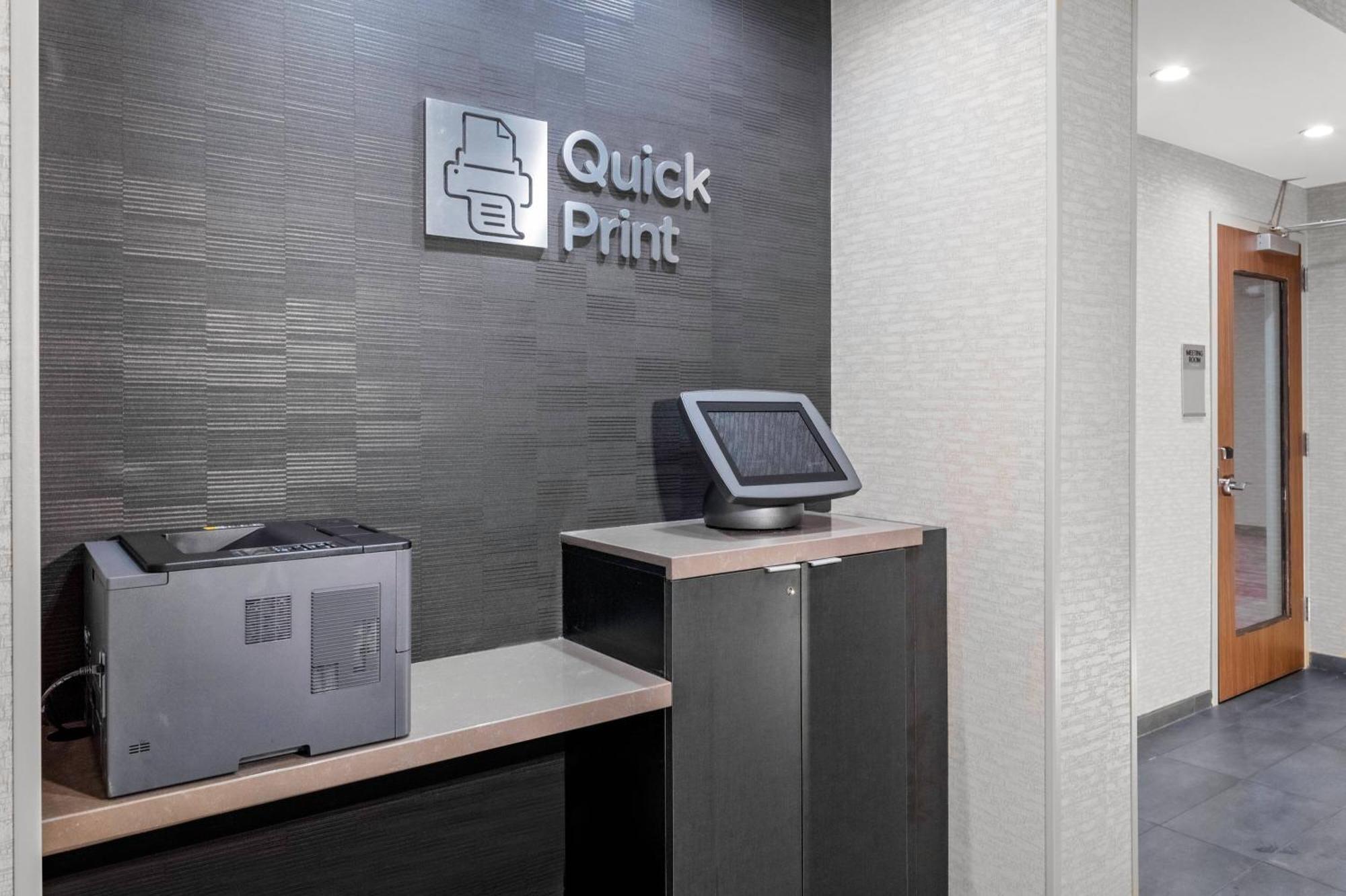 Hotel Courtyard By Marriott East Lansing Okemos Extérieur photo